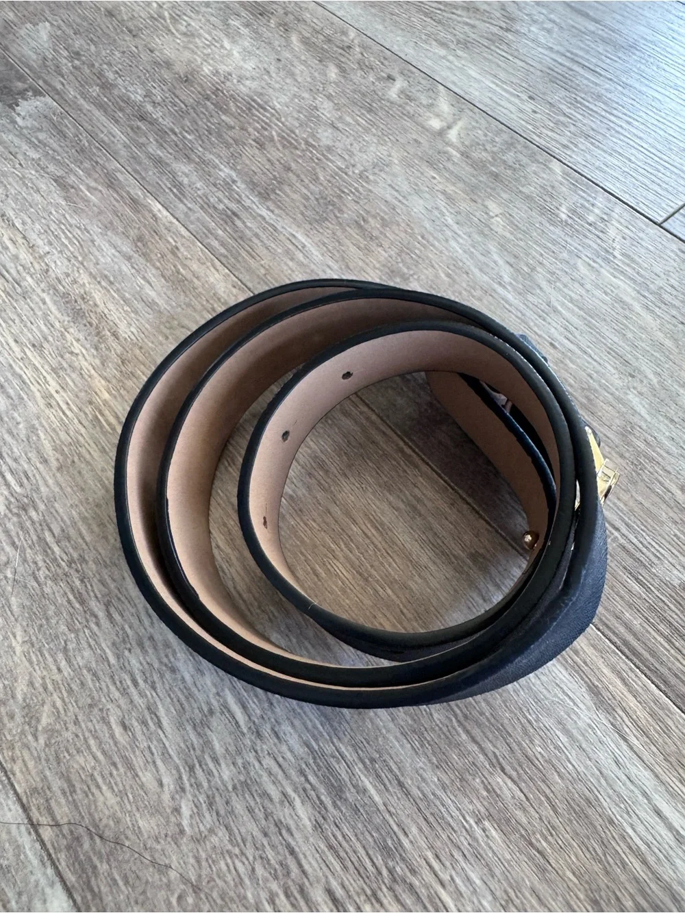 Michael Kors Slim Geuine Leather Belt with Gold MK Logo Buckle - Size: Medium